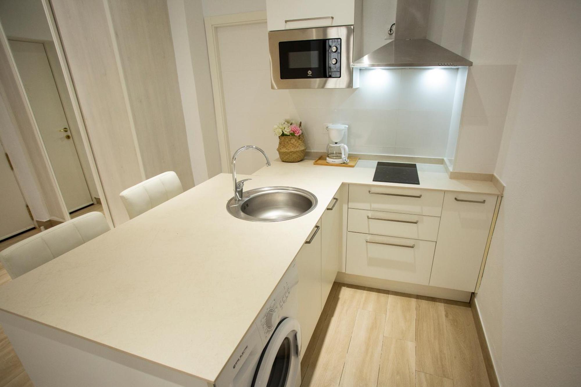Wish Suite Cervantes Sevilla Buitenkant foto