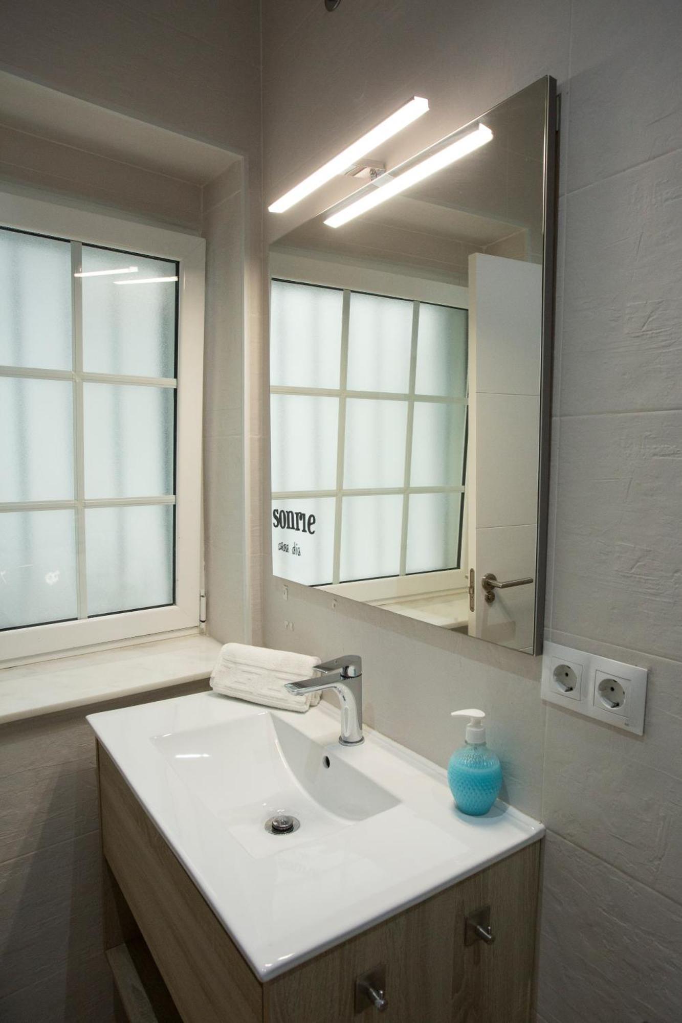 Wish Suite Cervantes Sevilla Buitenkant foto
