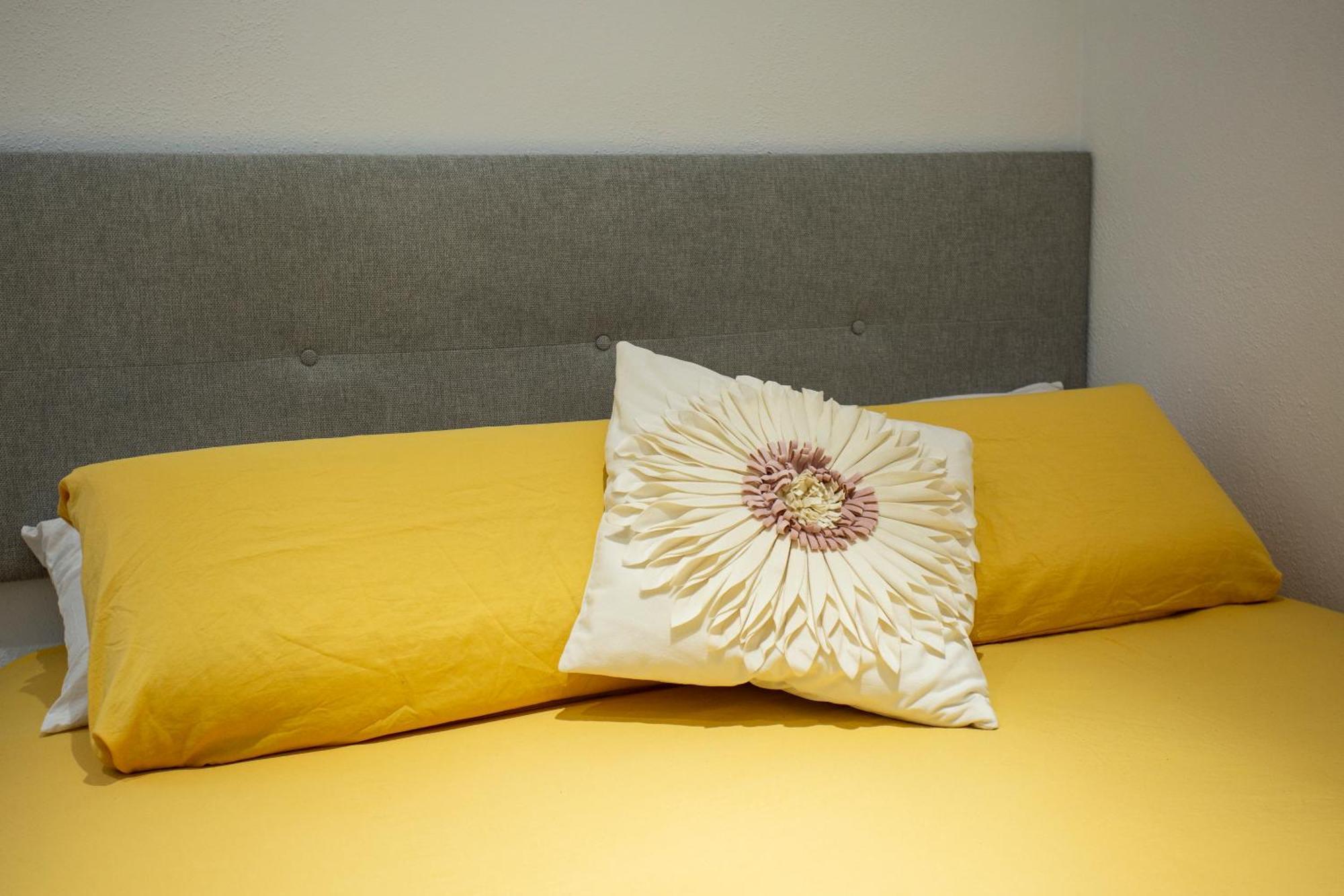 Wish Suite Cervantes Sevilla Buitenkant foto